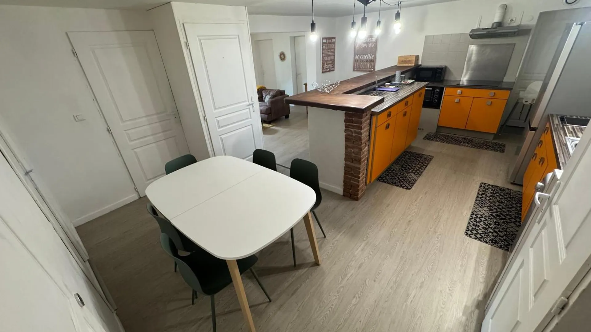 Gite Avec Piscine A 5 Minutes De Cahors Le Montat Apartment