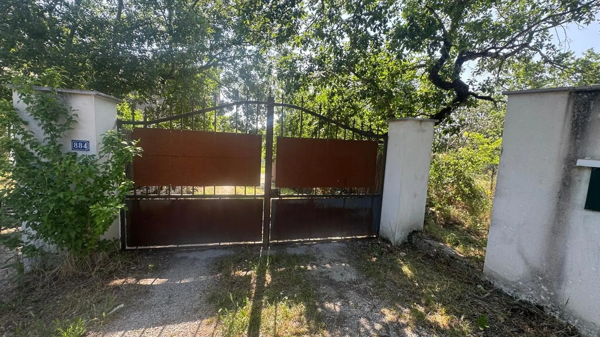 Gite Avec Piscine A 5 Minutes De Cahors Le Montat 0*,  France